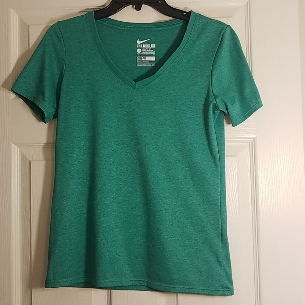 Women's Nike Dri fit tee